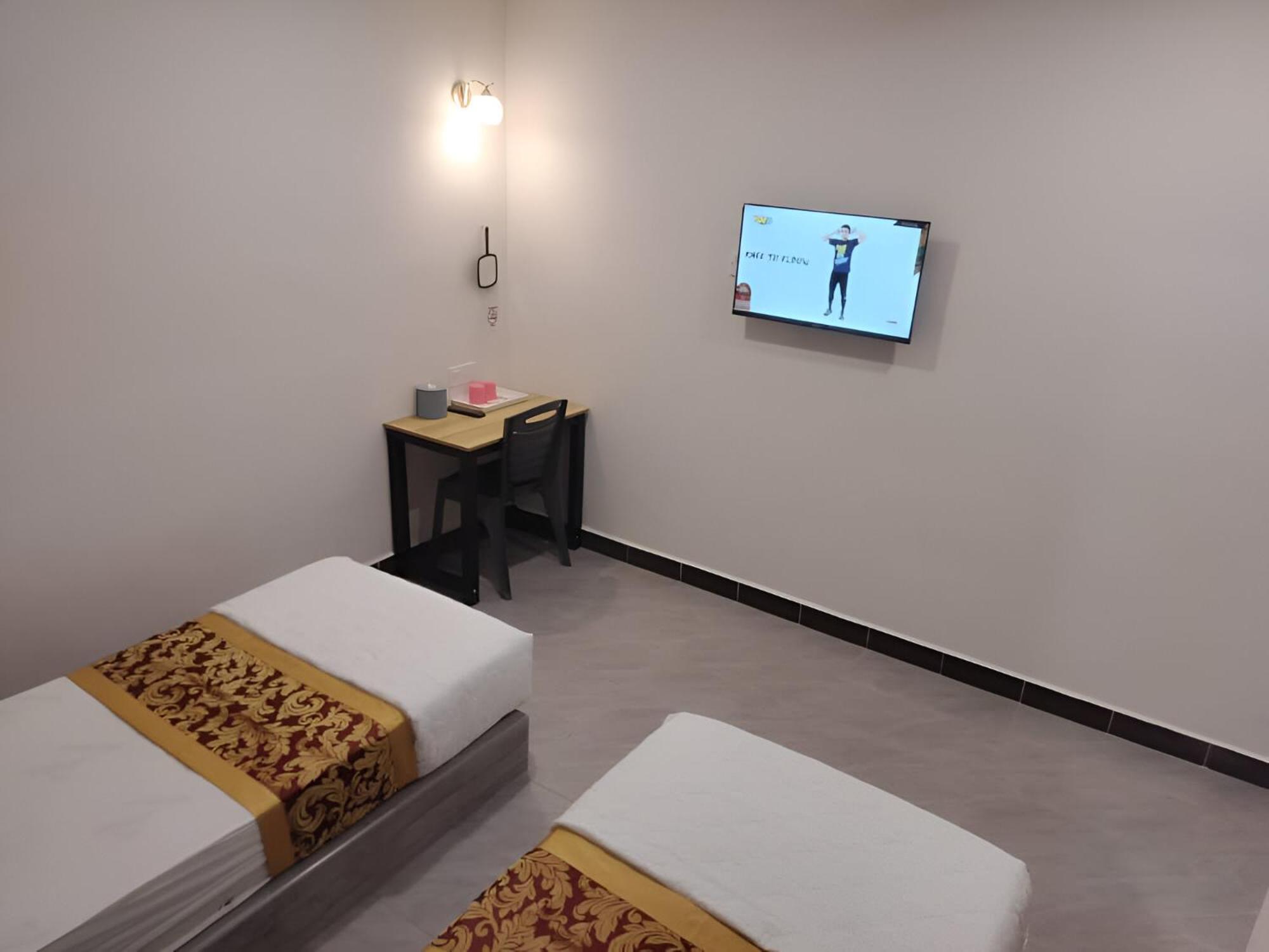 Hotel Cmn &